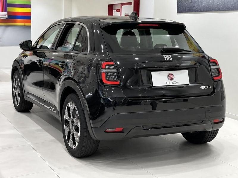 FIAT 600 1.2 Hybrid 110cv Icon