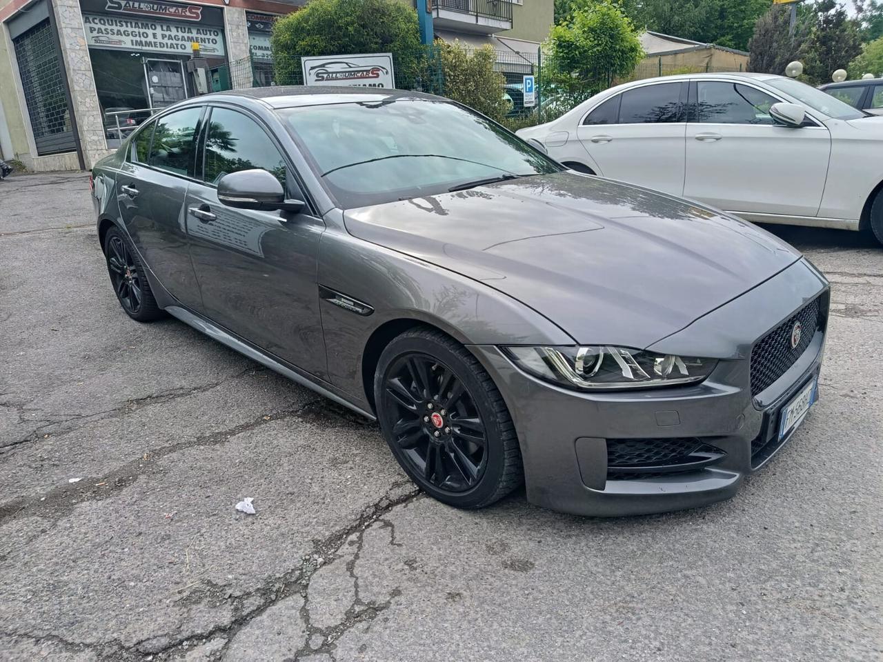 Jaguar XE 2.0 D 204 CV aut. R-Dynamic HSE