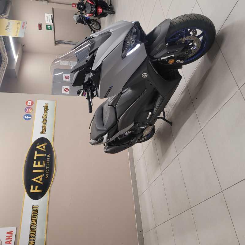 Yamaha T-Max 560 - 2022