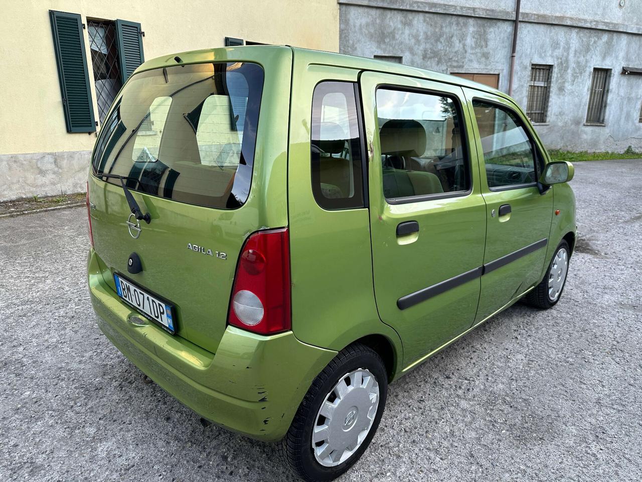 Opel Agila 1.2 16V Comfort