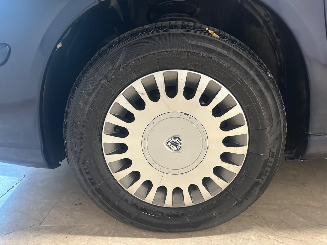 Lancia Phedra 2.2 JTD Executive FAP