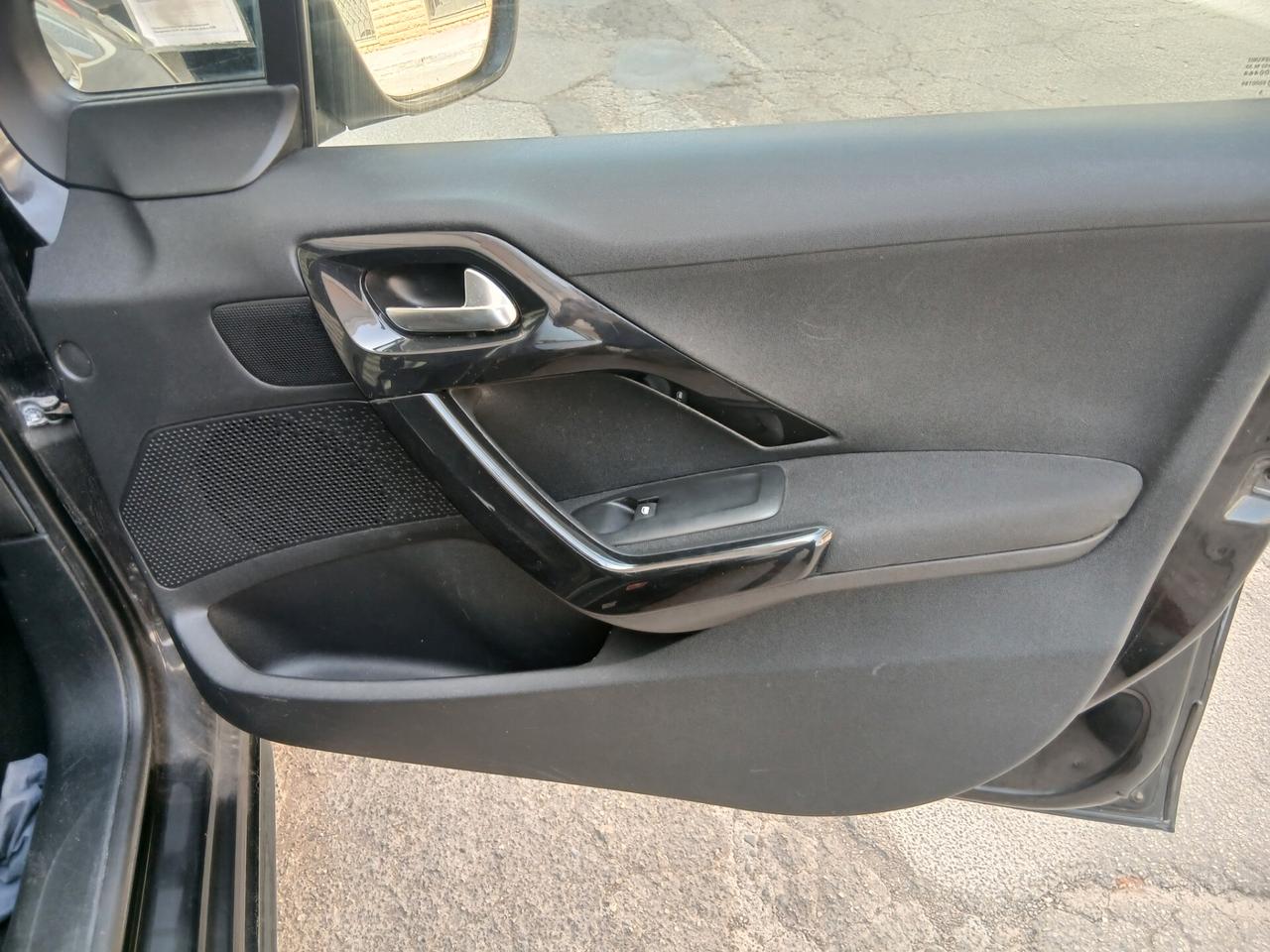 Peugeot 208 1.0 VTi 68 CV 5 porte Active