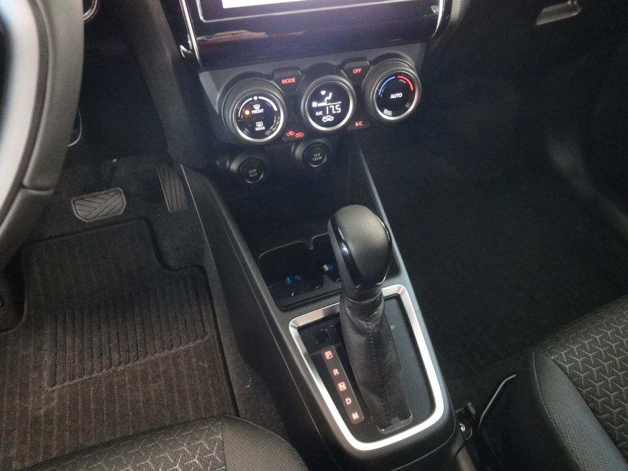 Suzuki Swift 1.2 Hybrid CVT Top Cambio Automatico
