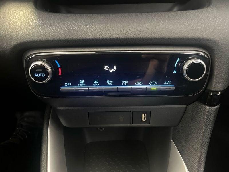 Toyota Yaris Hybrid Active MY22