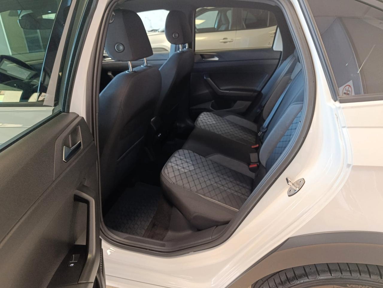 Volkswagen Taigo 1.5 TSI ACT 150 CV DSG R-Line