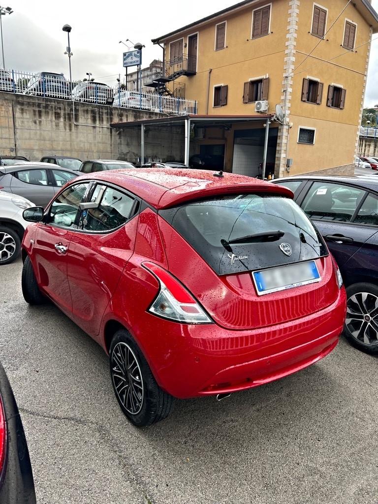 Lancia Ypsilon 1.0 FireFly 70cv 2021