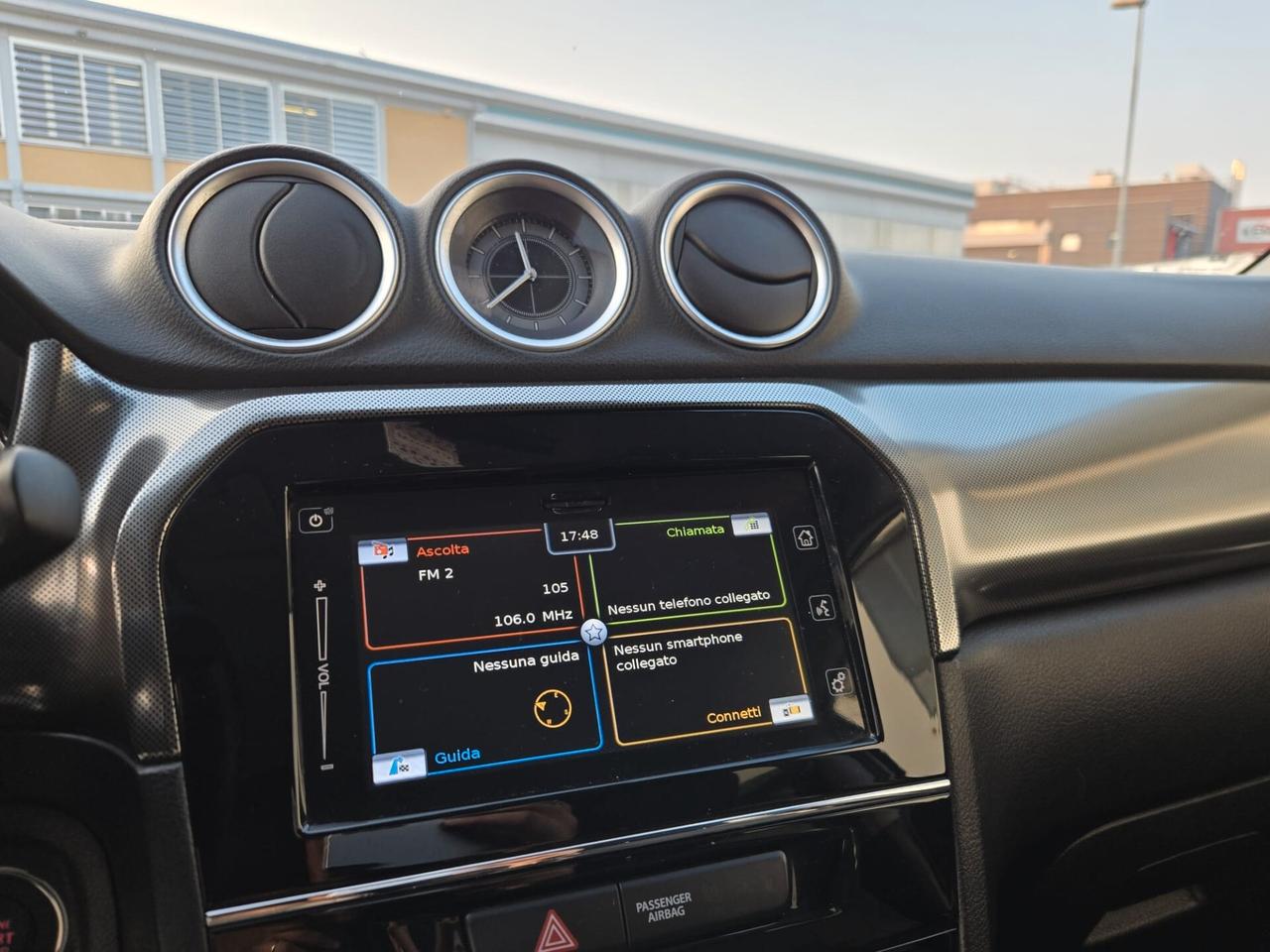 Suzuki Vitara 1.4 Hybrid Top