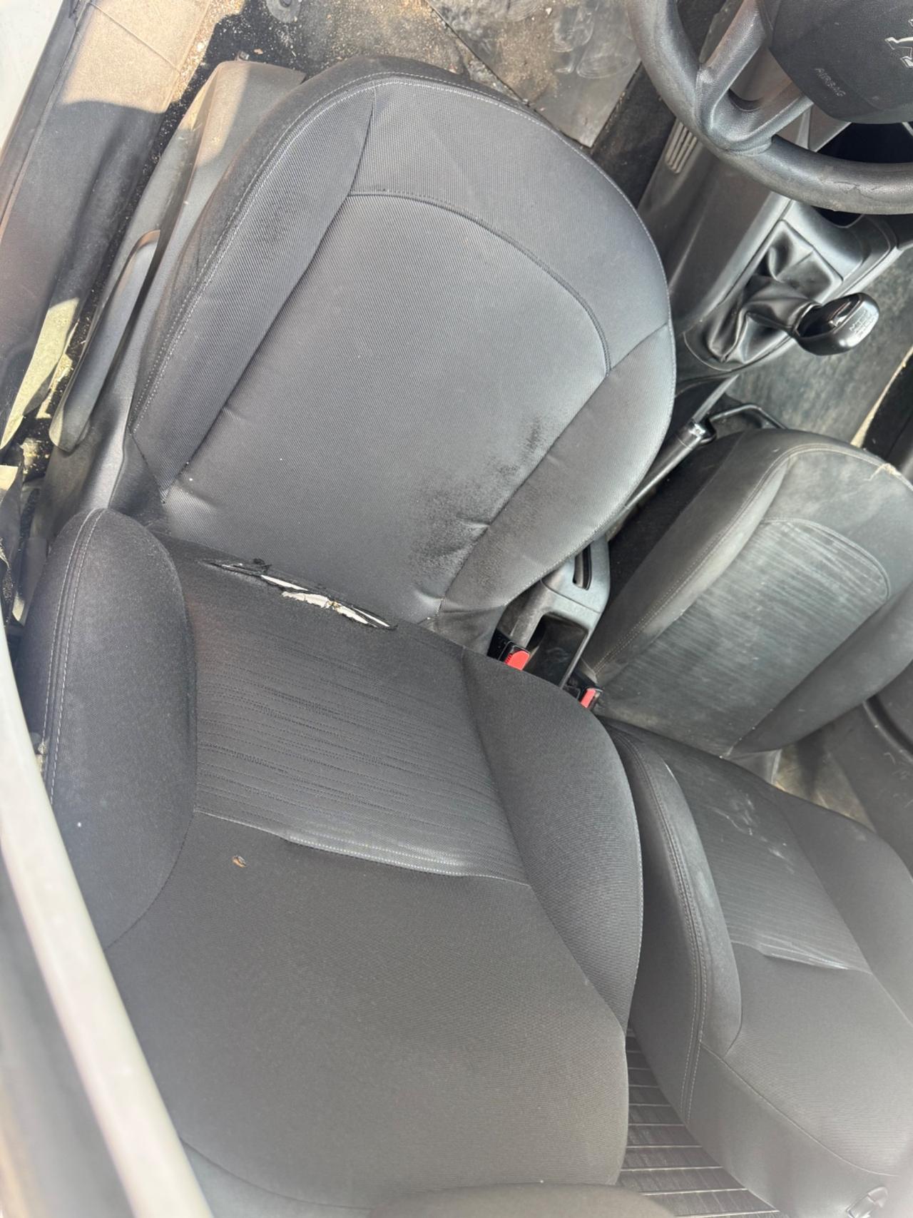 Peugeot 208 1.5Hdi 102cv Van 2 Posti
