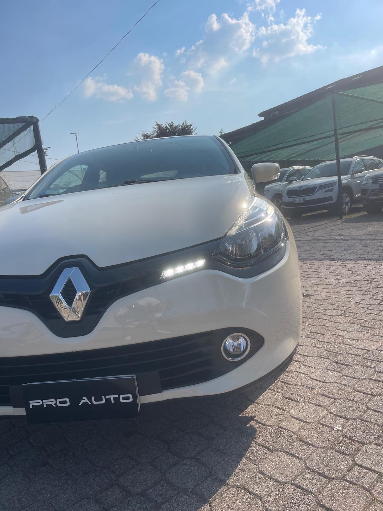 Renault Clio 1.2 75CV 5 porte Life