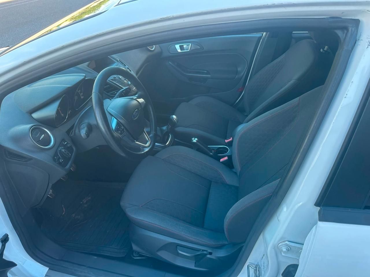 Ford Fiesta 1.5 TDCi 95CV 5 porte ST-Line