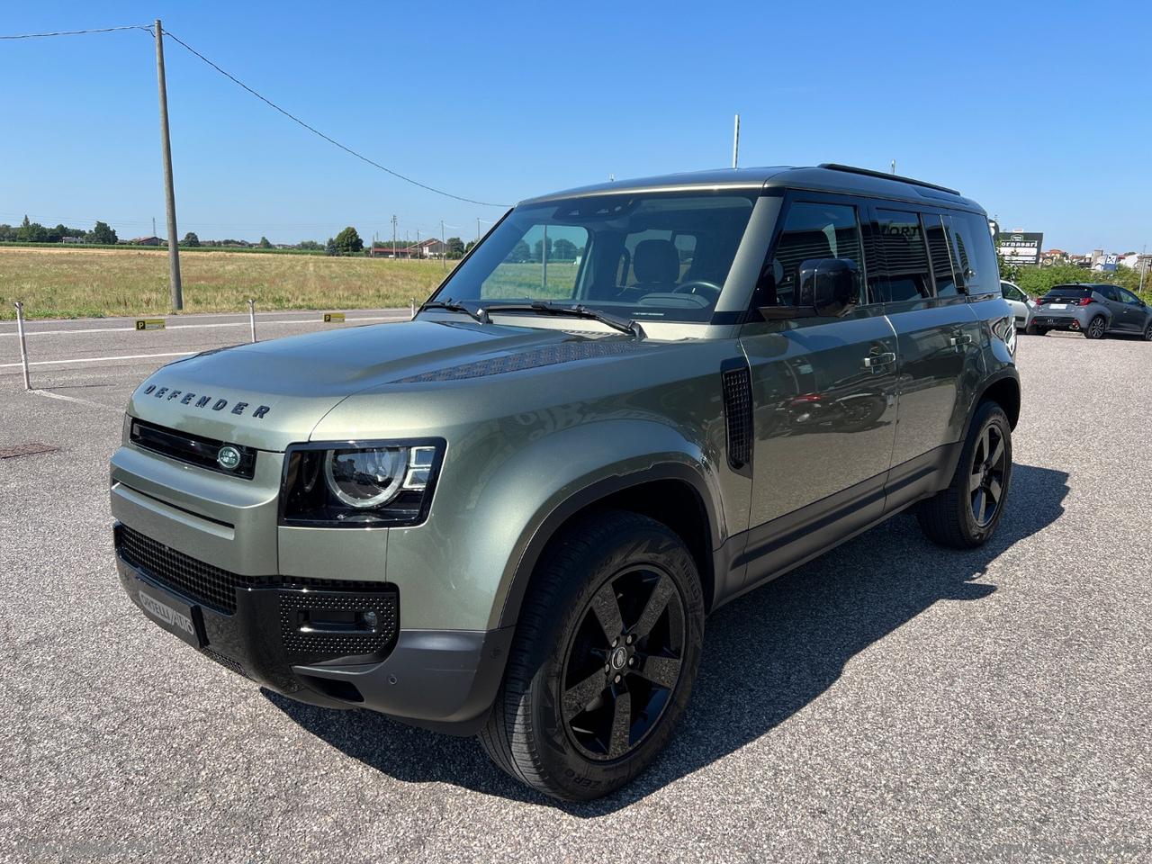 LAND ROVER Defender 110 3.0D I6 250 CV AWD Auto SE