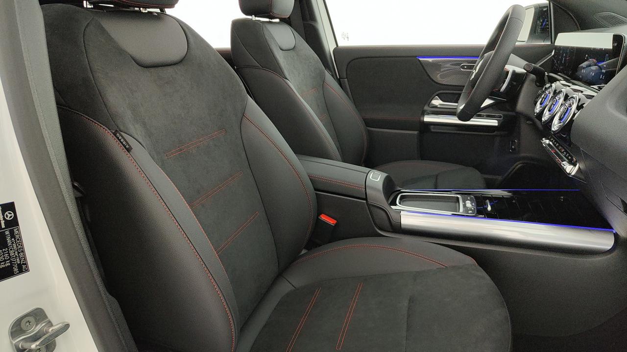 Mercedes-Benz GLA 200 d automatic