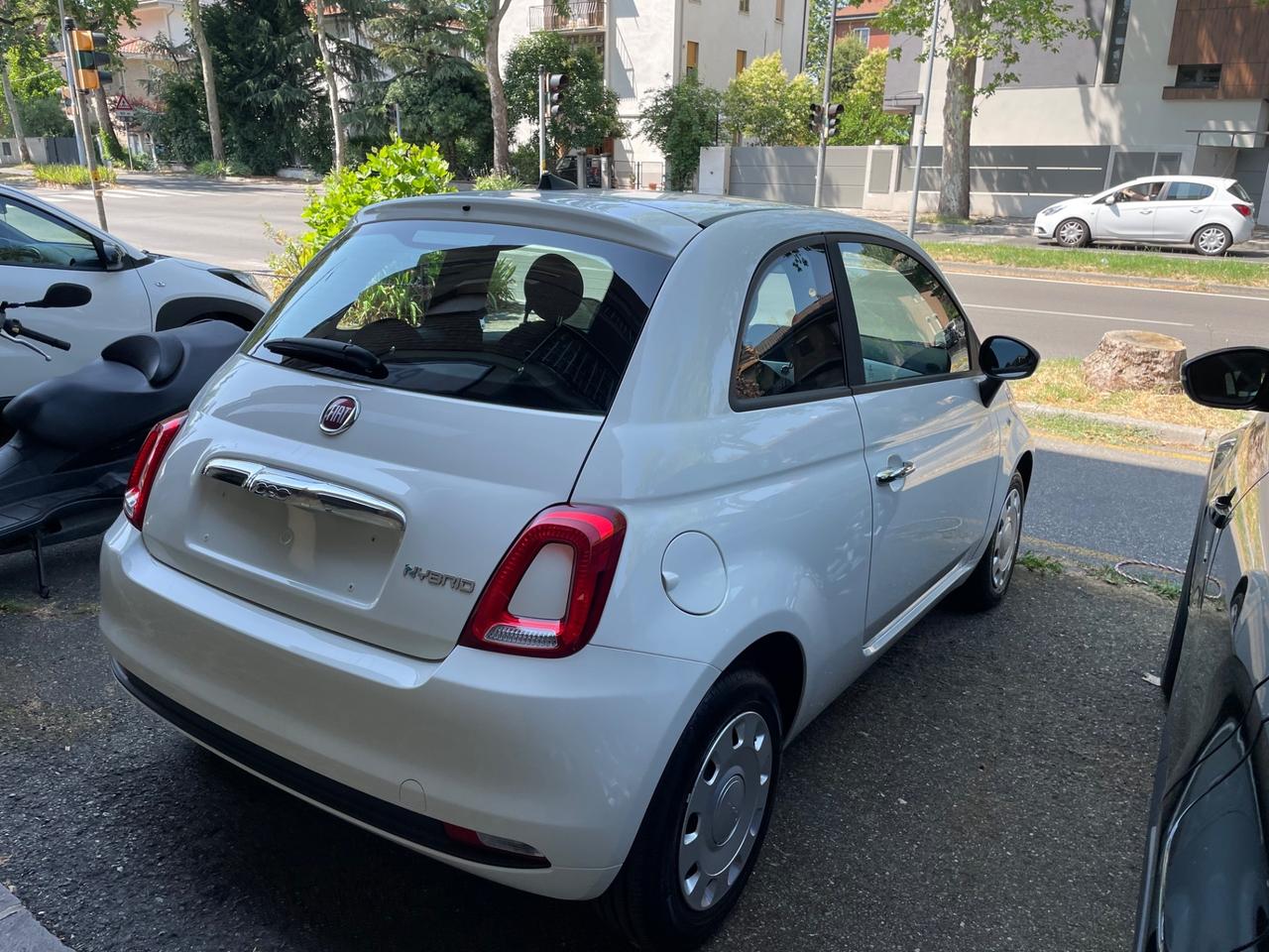 ULTIMISSIME Fiat 500 1.0 Hybrid KM0
