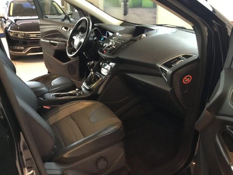 Ford Kuga Kuga 2.0 TDCI 150 CV S&S 4WD Powershift Titanium