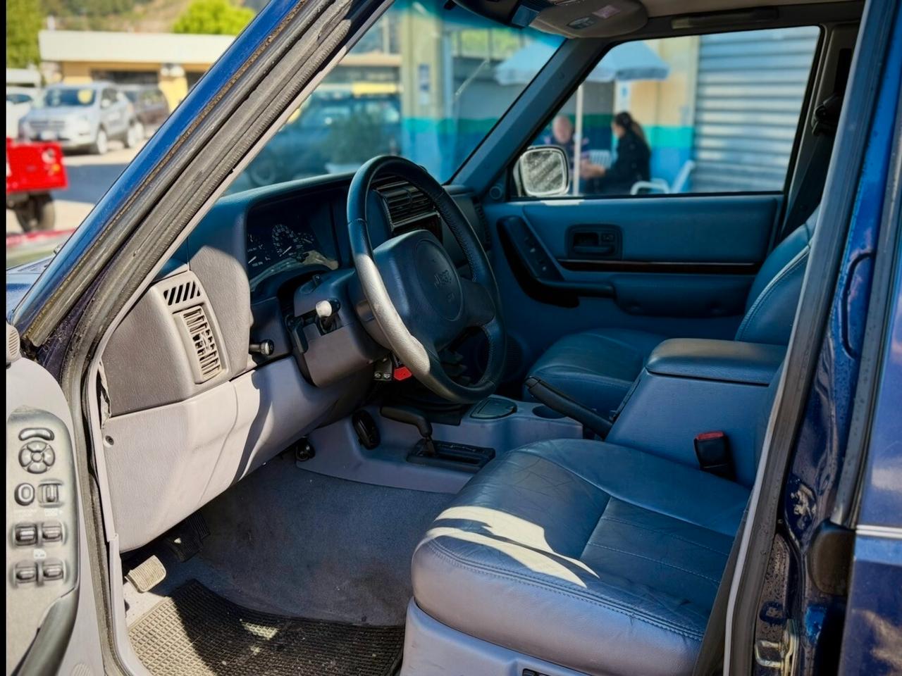 Jeep Cherokee 2.5 TD 5 porte Command-Trac Sport 1997