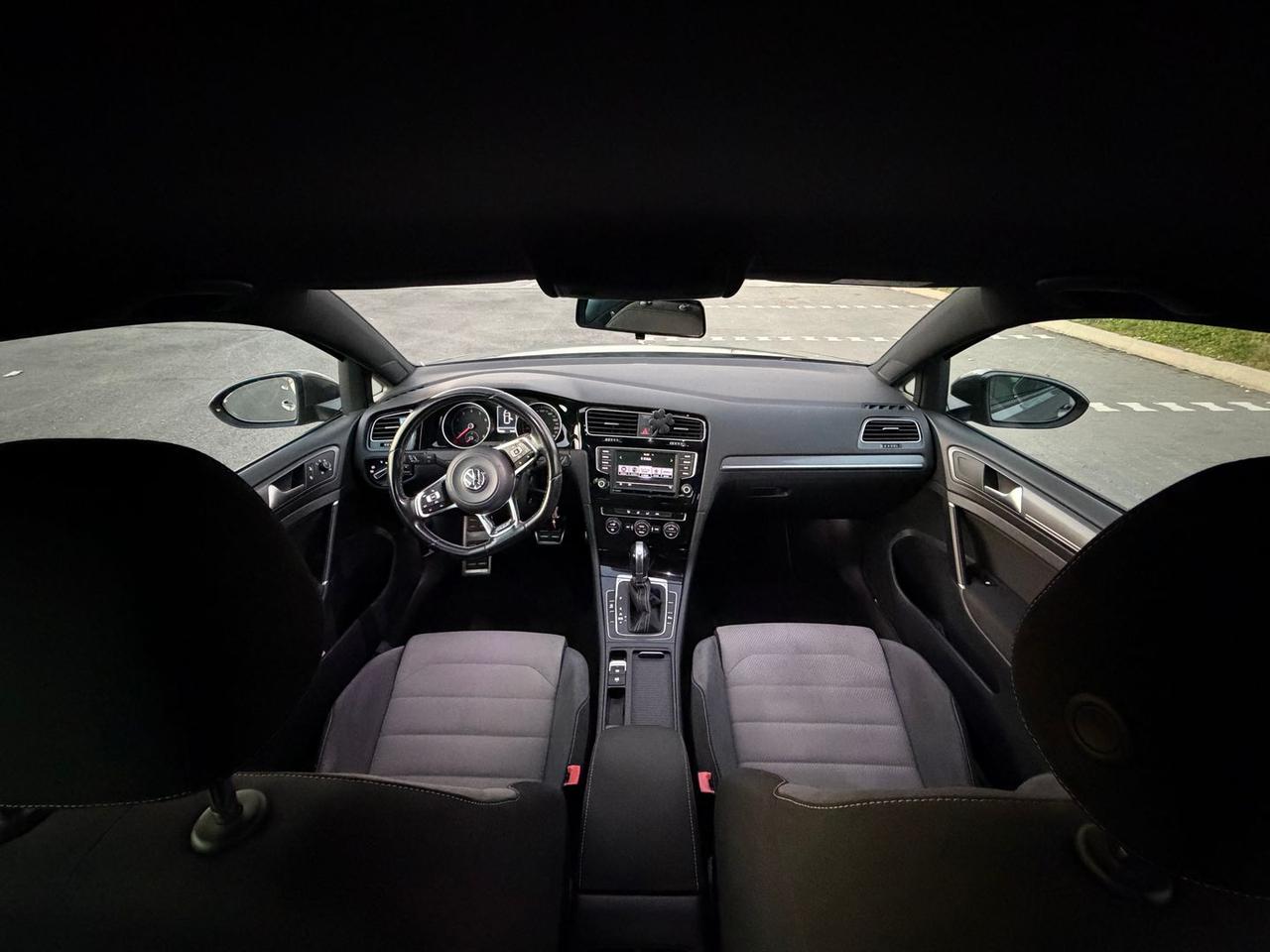 Volkswagen Golf 1.4 TSI BlueMotion R-Line #50735