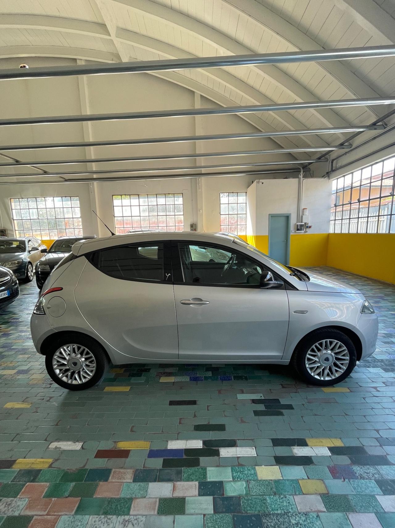 Lancia Ypsilon 1.3 MJT 16V 95 CV