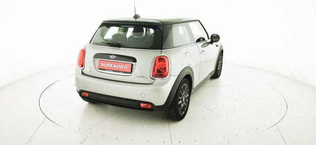 MINI Cooper SE Essential