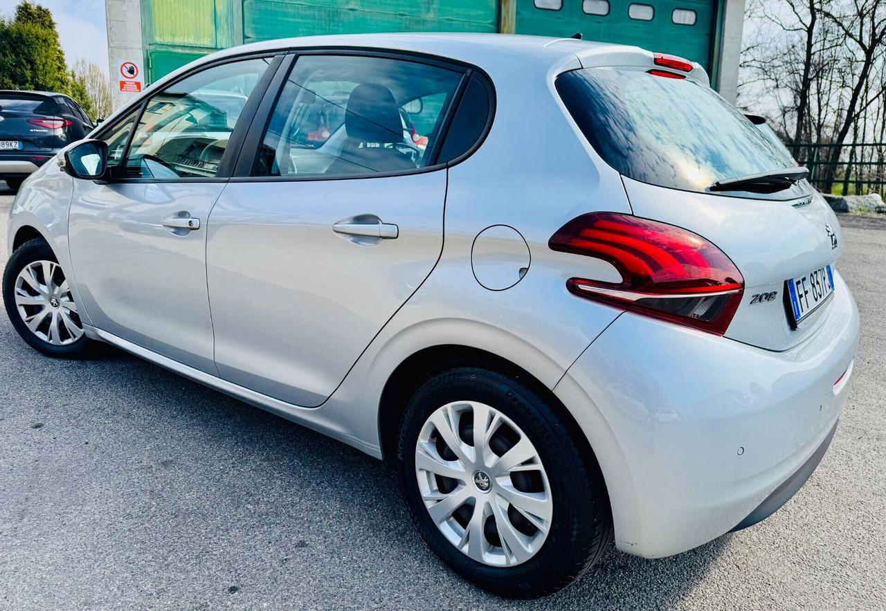 Peugeot 208 PureTech 82 5 porte