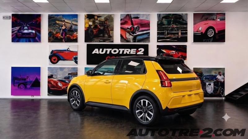 Renault 5 E-Tech Electric Renault 5 E-Tech Techno urban range 120cv A PARTIRE DA € 20.850 DETASSATO