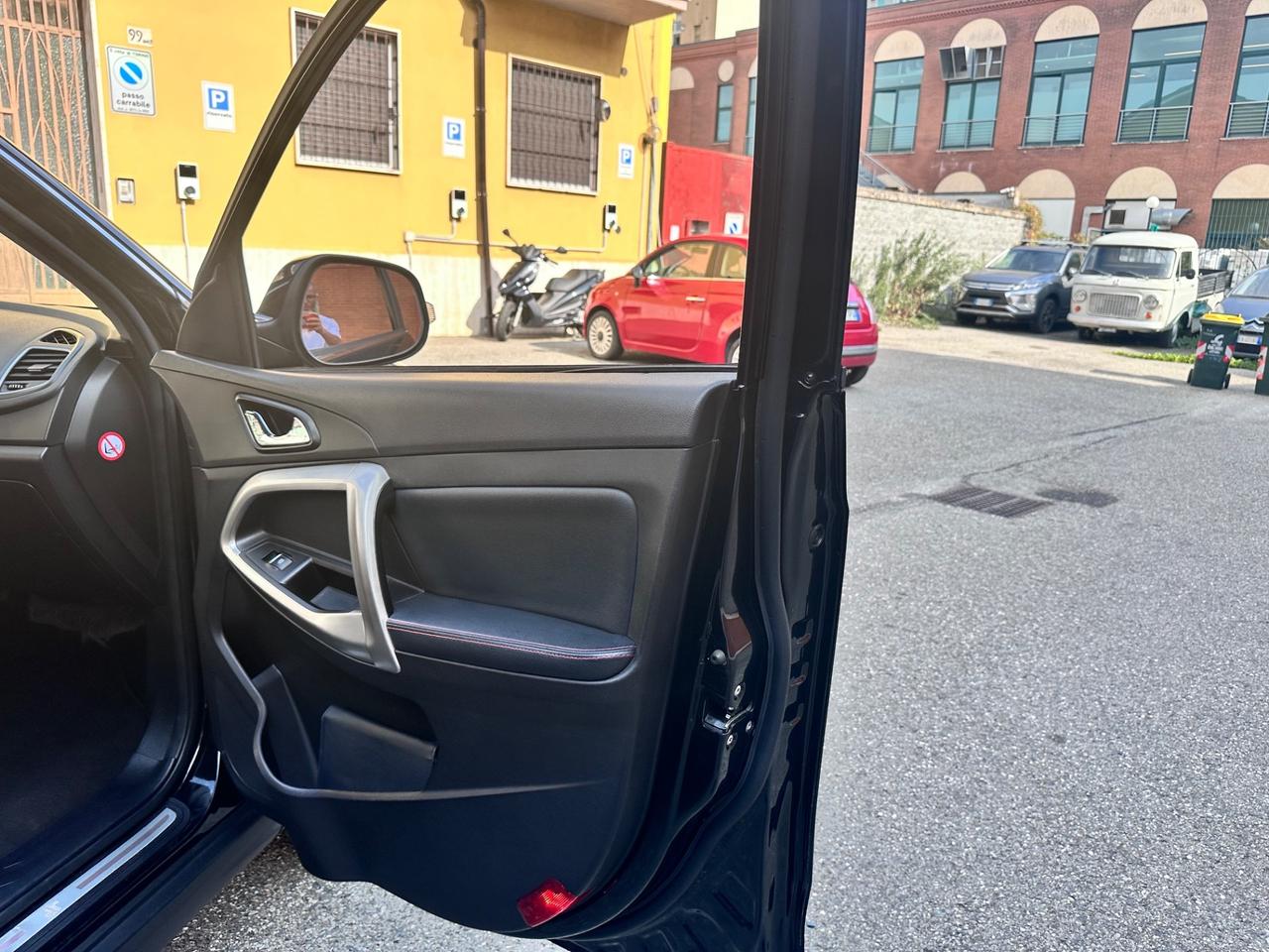 Dr DR6 Sport 1.5 Turbo Bi-Fuel GPL della casa euro 6