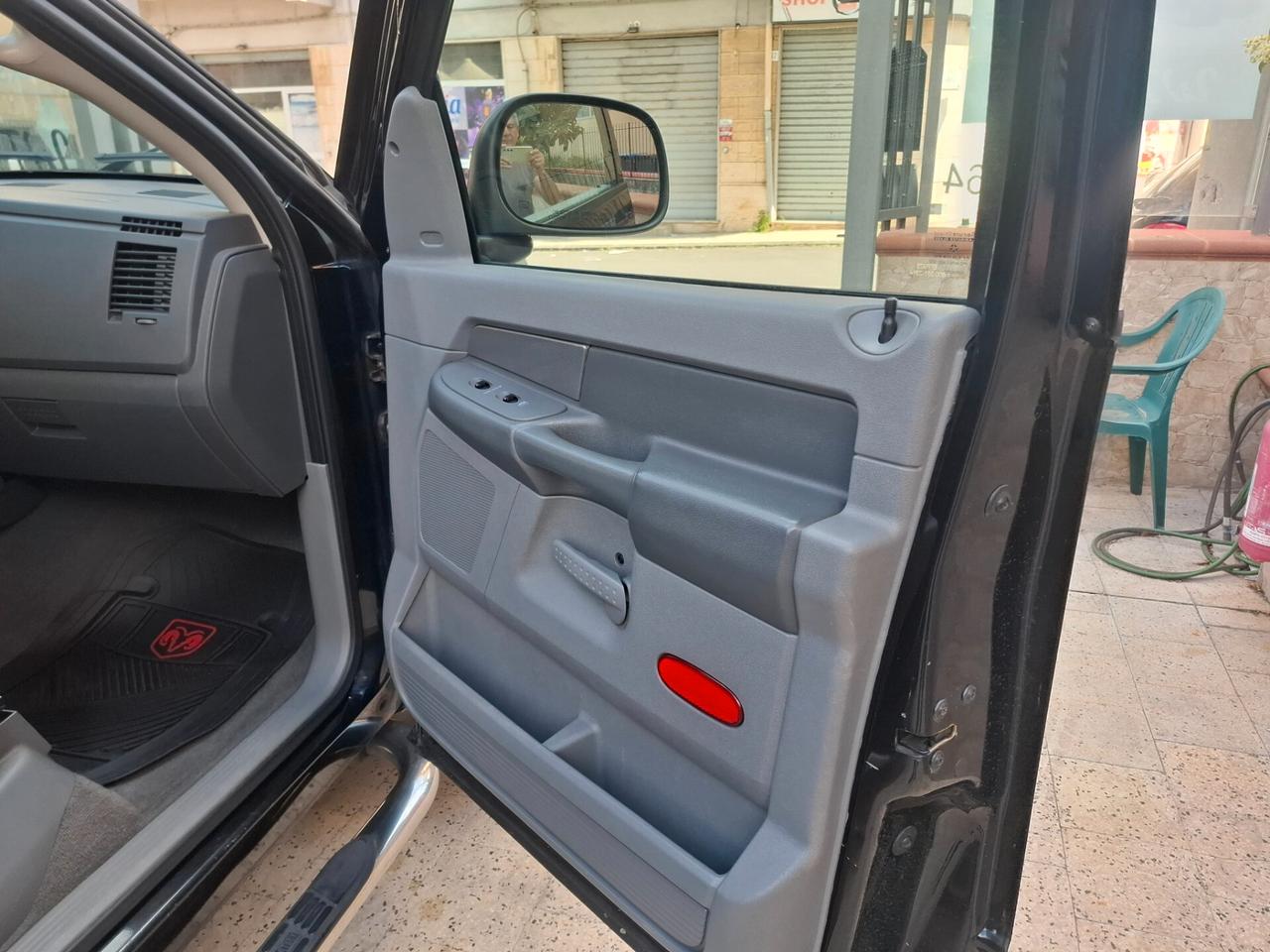 Dodge RAM 1500 5.7 V8 GPL