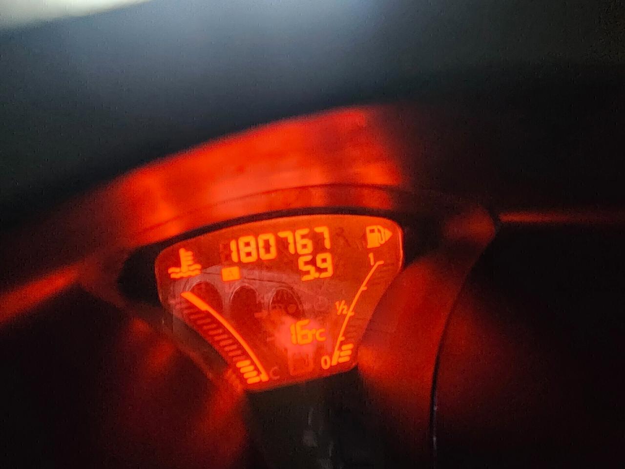 Nissan Juke 1.5 dCi Tekna