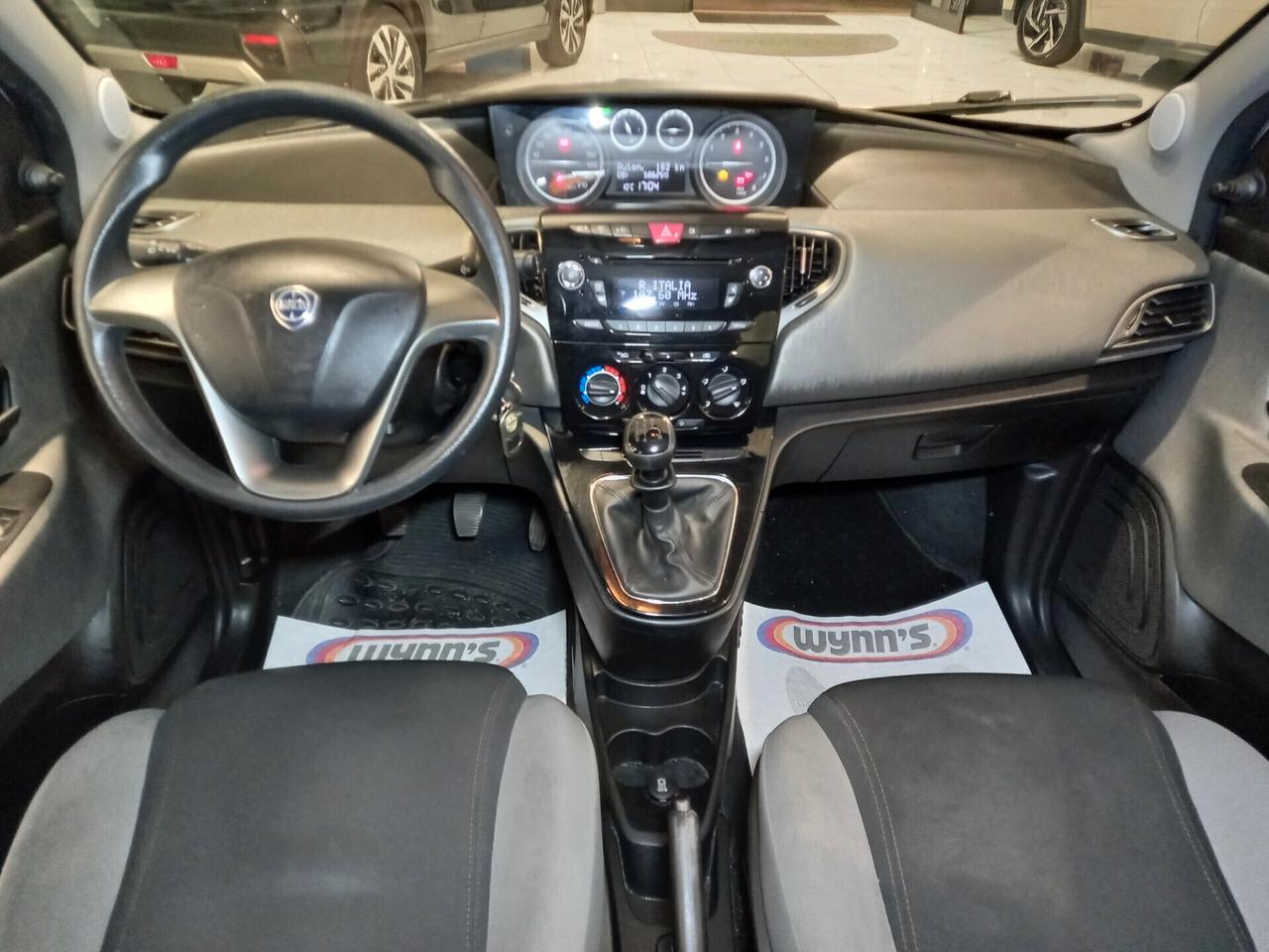 Lancia Ypsilon 1.2 69 CV 5 porte S&S Silver