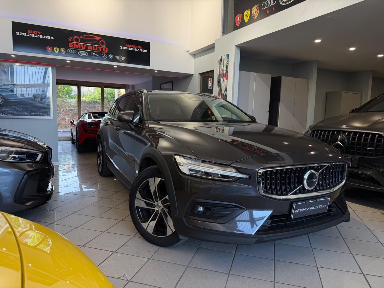 Volvo V60 Cross Country B4 (d) AWD automatico Ultimate