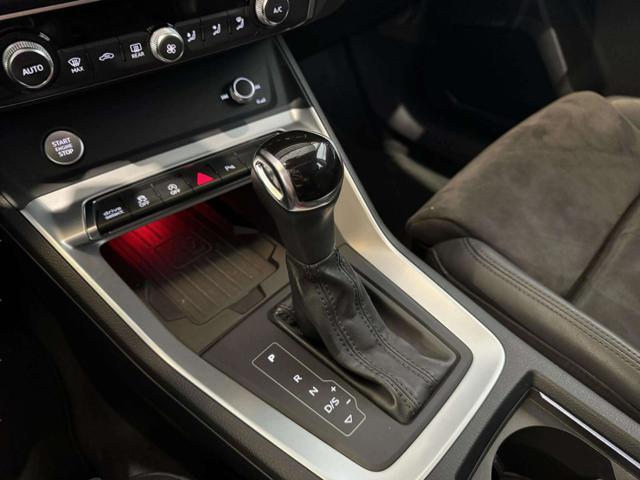 AUDI Q3 40 TFSI quattro S tronic Business Advanced