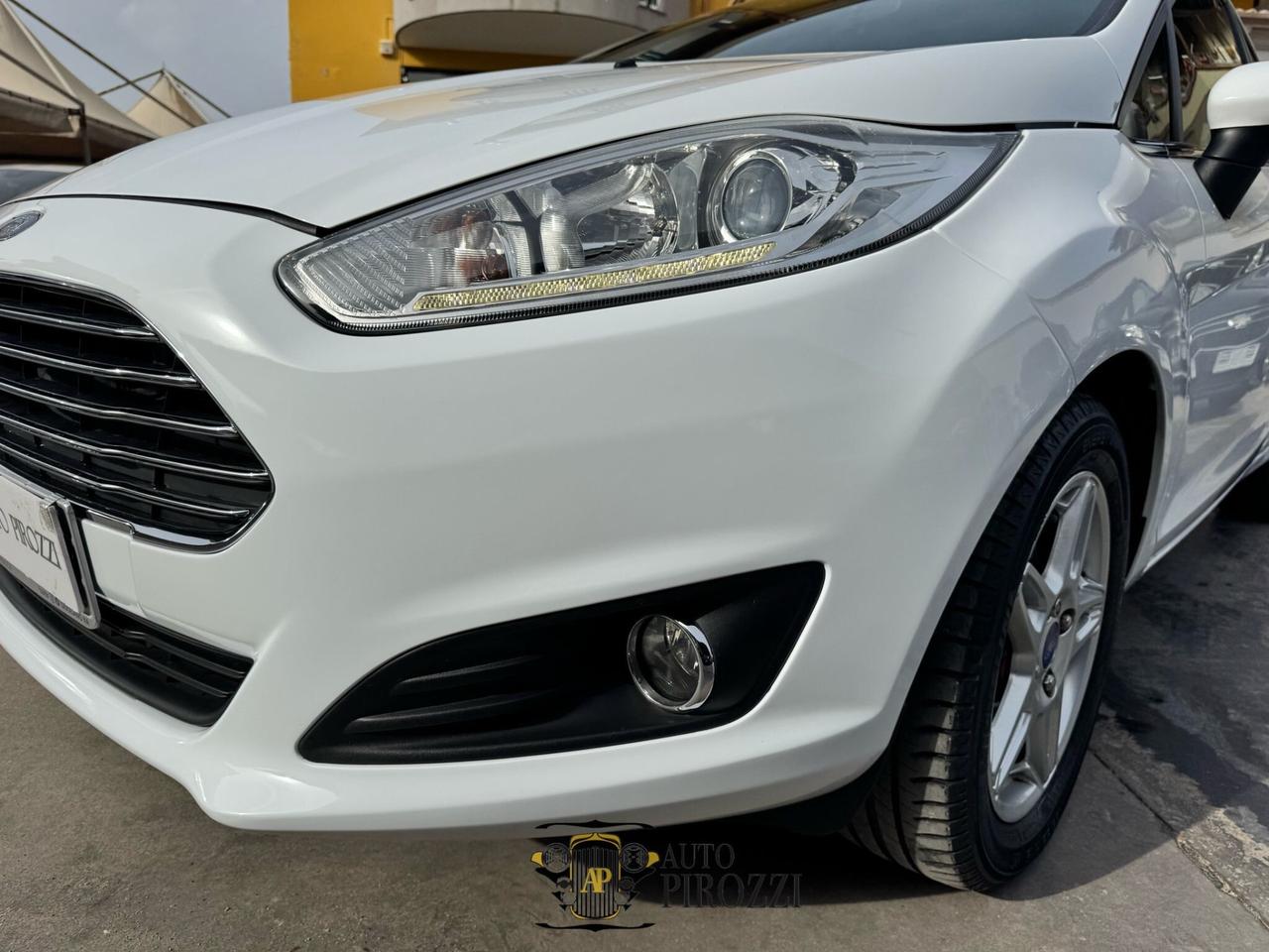 FORD FIESTA 1.4 BENZ/GPL ANNO 2014 CON 140MILA KM