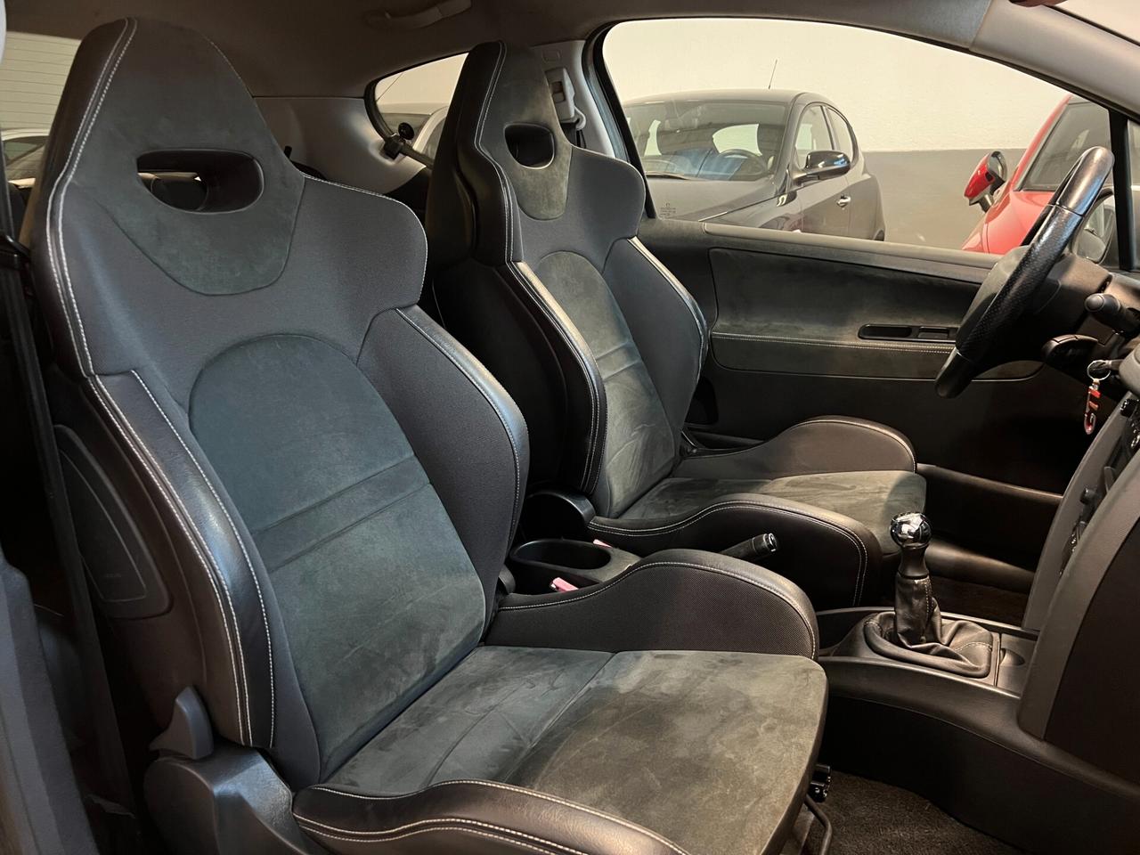 Peugeot 207 1.6 THP 175CV 3p. GTi