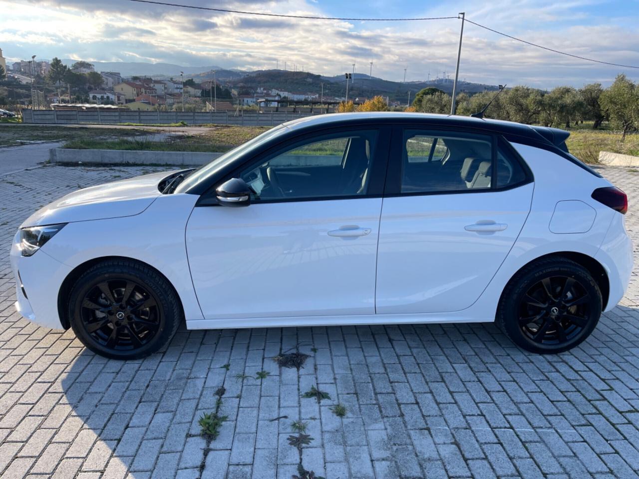 Opel Corsa 1.5 diesel 100 CV Edition
