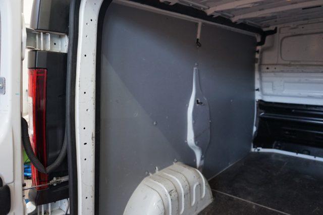 RENAULT Trafic T27 2.0 dCi 110CV PC-TN-DC Start UFFICIALE