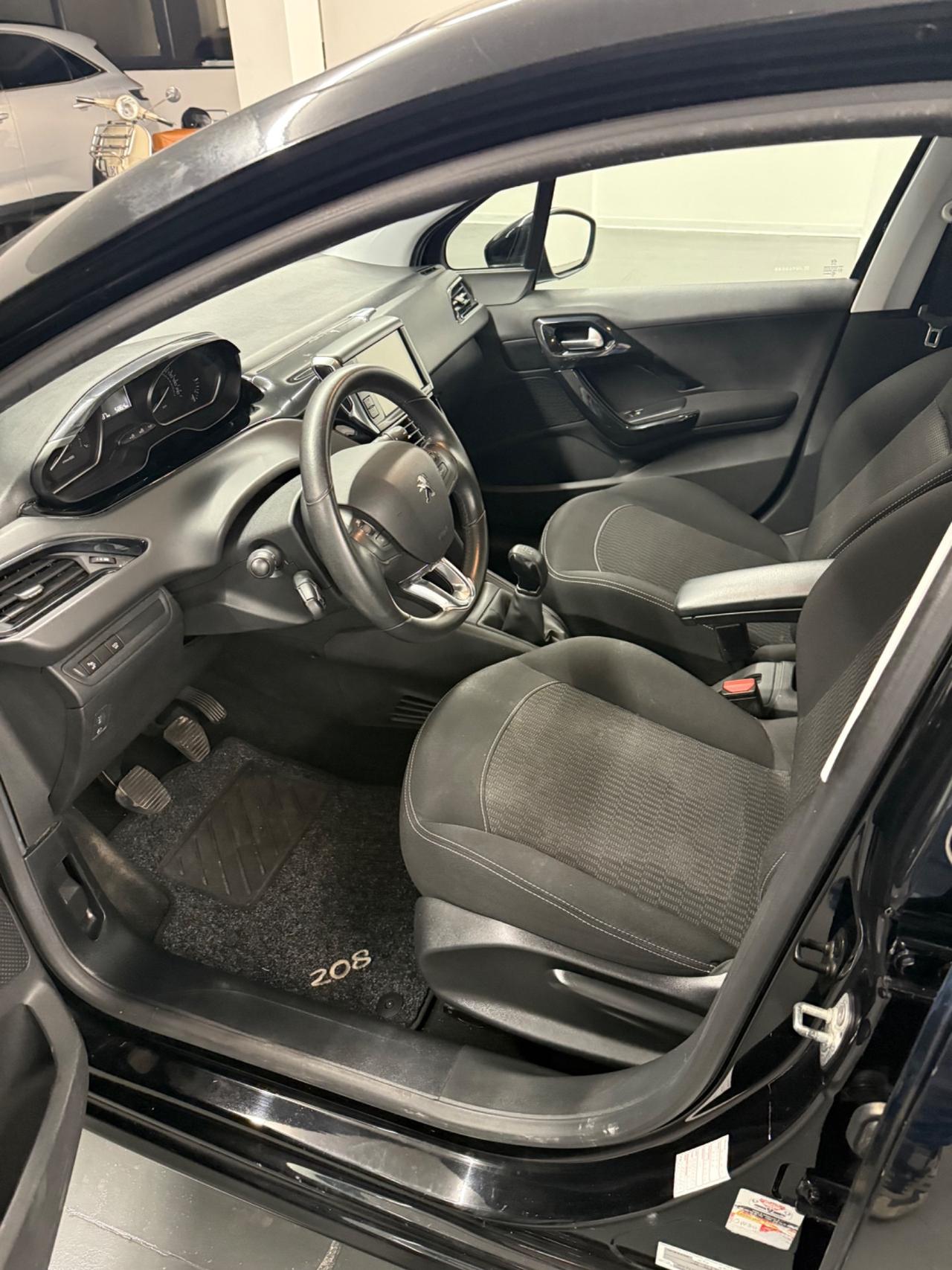 Peugeot 208 PureTech 82 5 porte Active