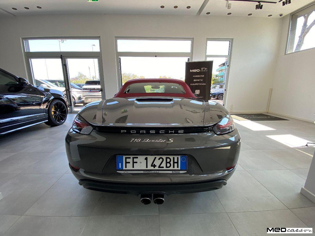 PORSCHE - 718 - Boxster S PDK