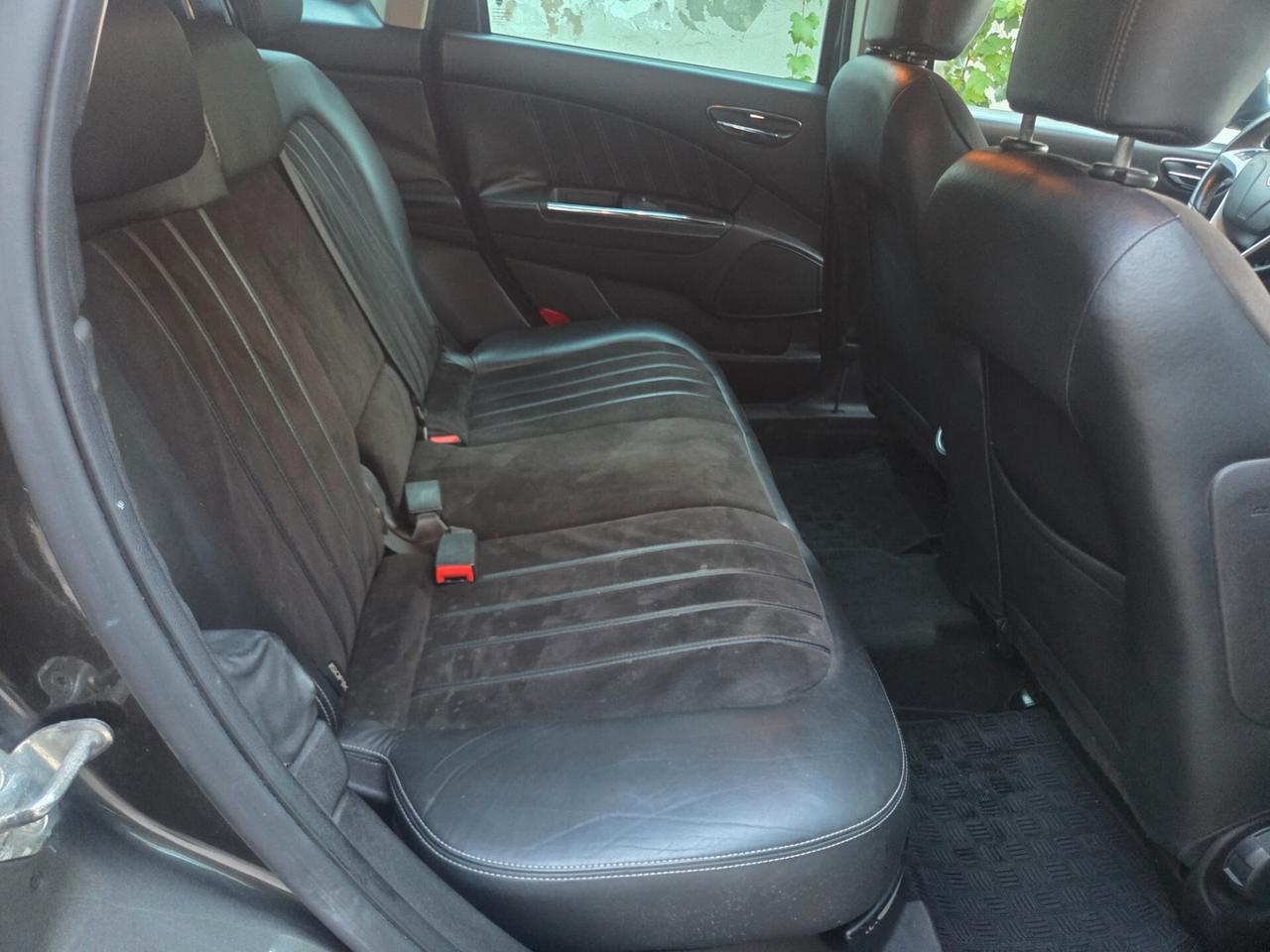 Lancia Delta 1.6 MJT DPF Platino
