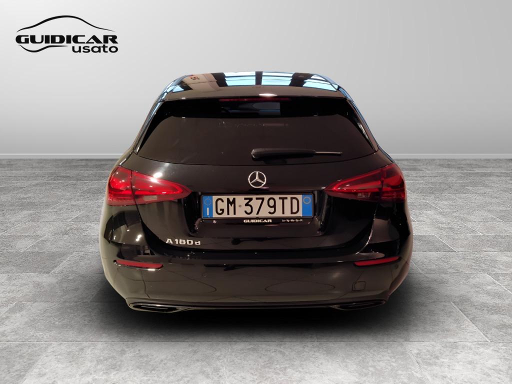 Mercedes-Benz Classe A - W177 2023 - A 180 d Progressive Advanced auto