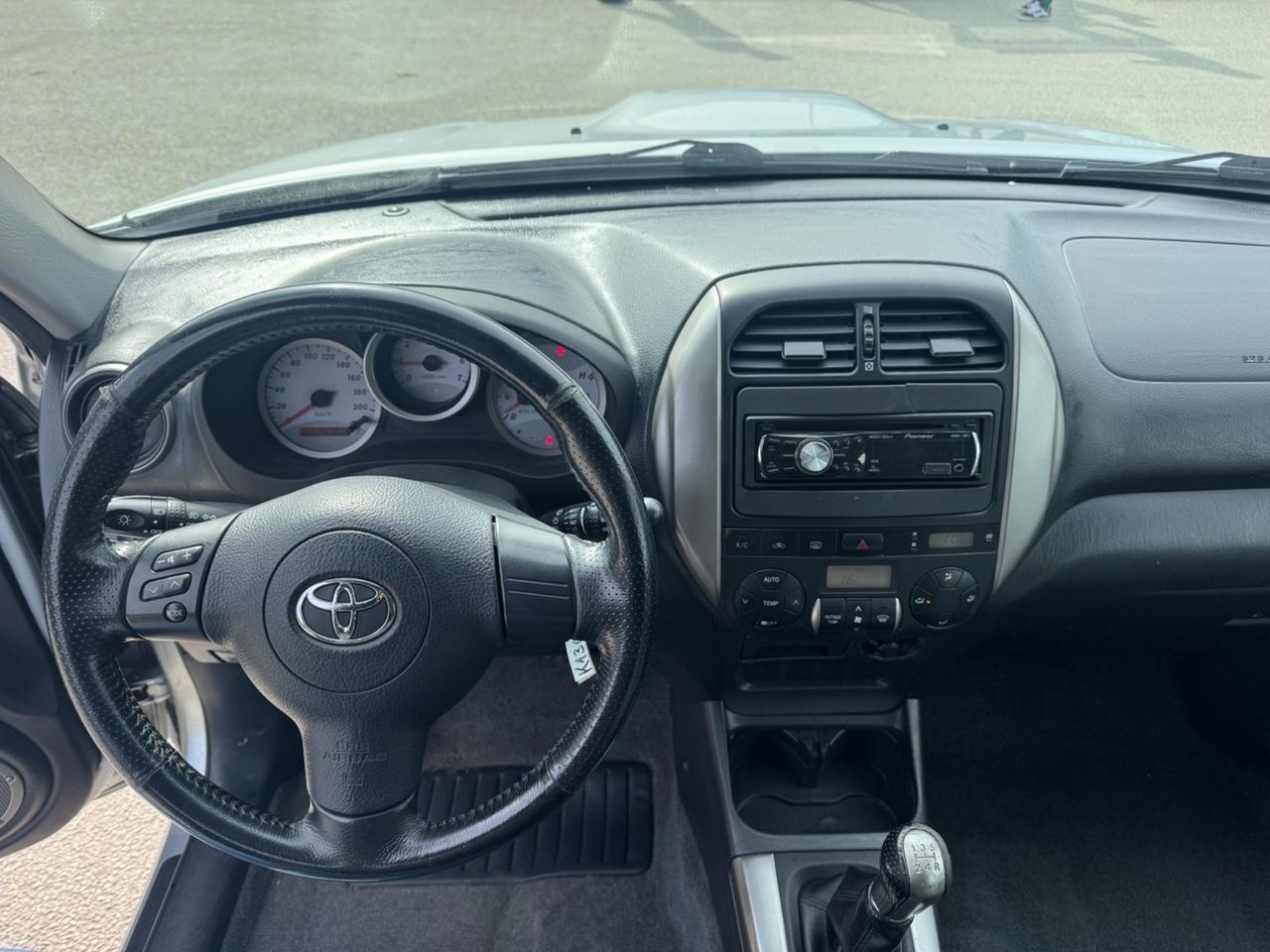 Toyota RAV 4 RAV4 2.0 Tdi D-4D 5 porte Sol