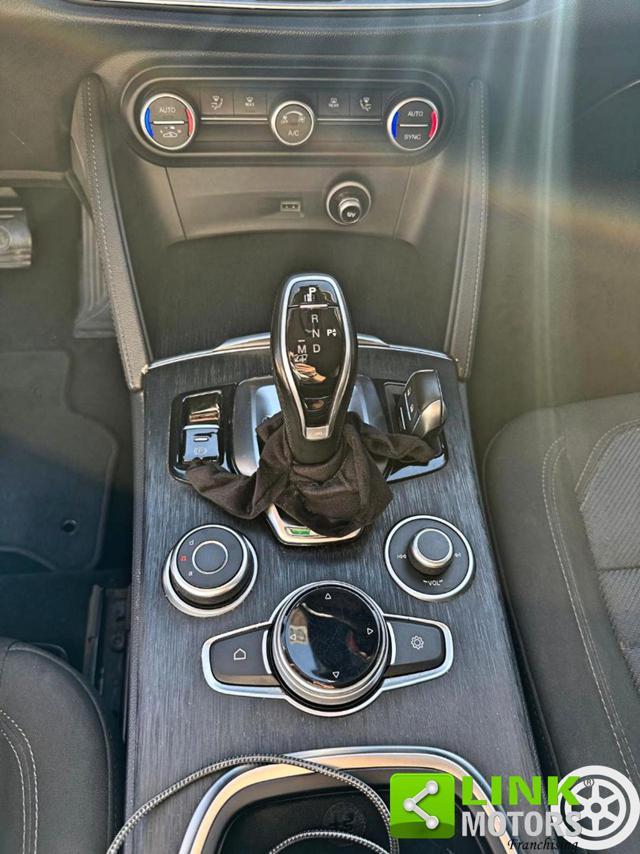 ALFA ROMEO Stelvio 2.2 Turbodiesel 190 CV AT8 Q4 Business Garanzia