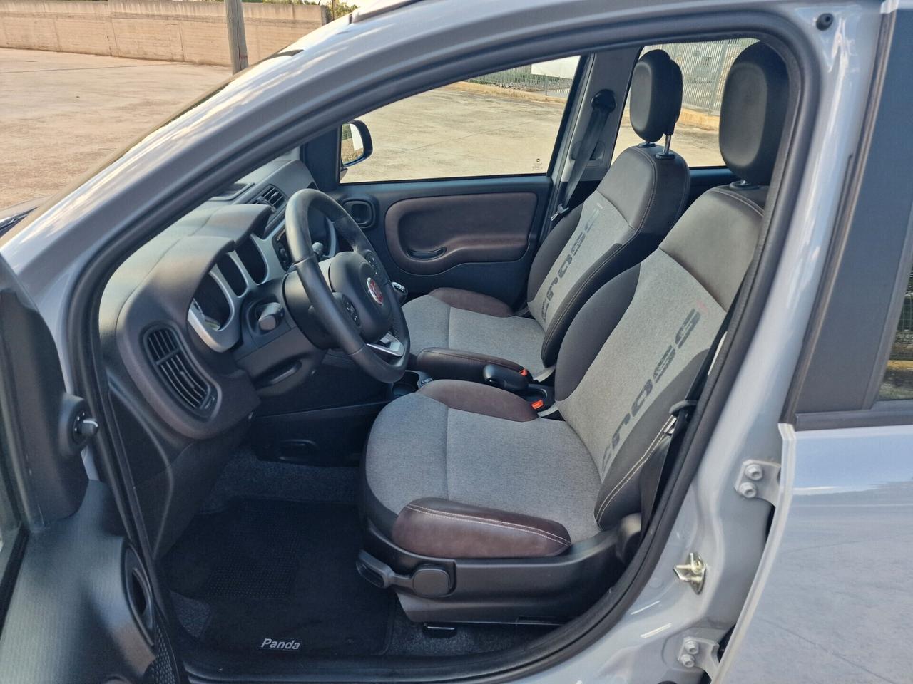FIAT PANDA CROSS