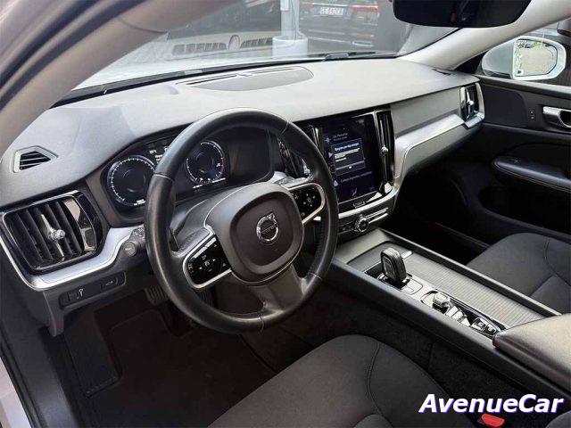 VOLVO V60 Cross Country 2.0 b4 Business Pro awd CERCHI 20' TELECAMERA POST