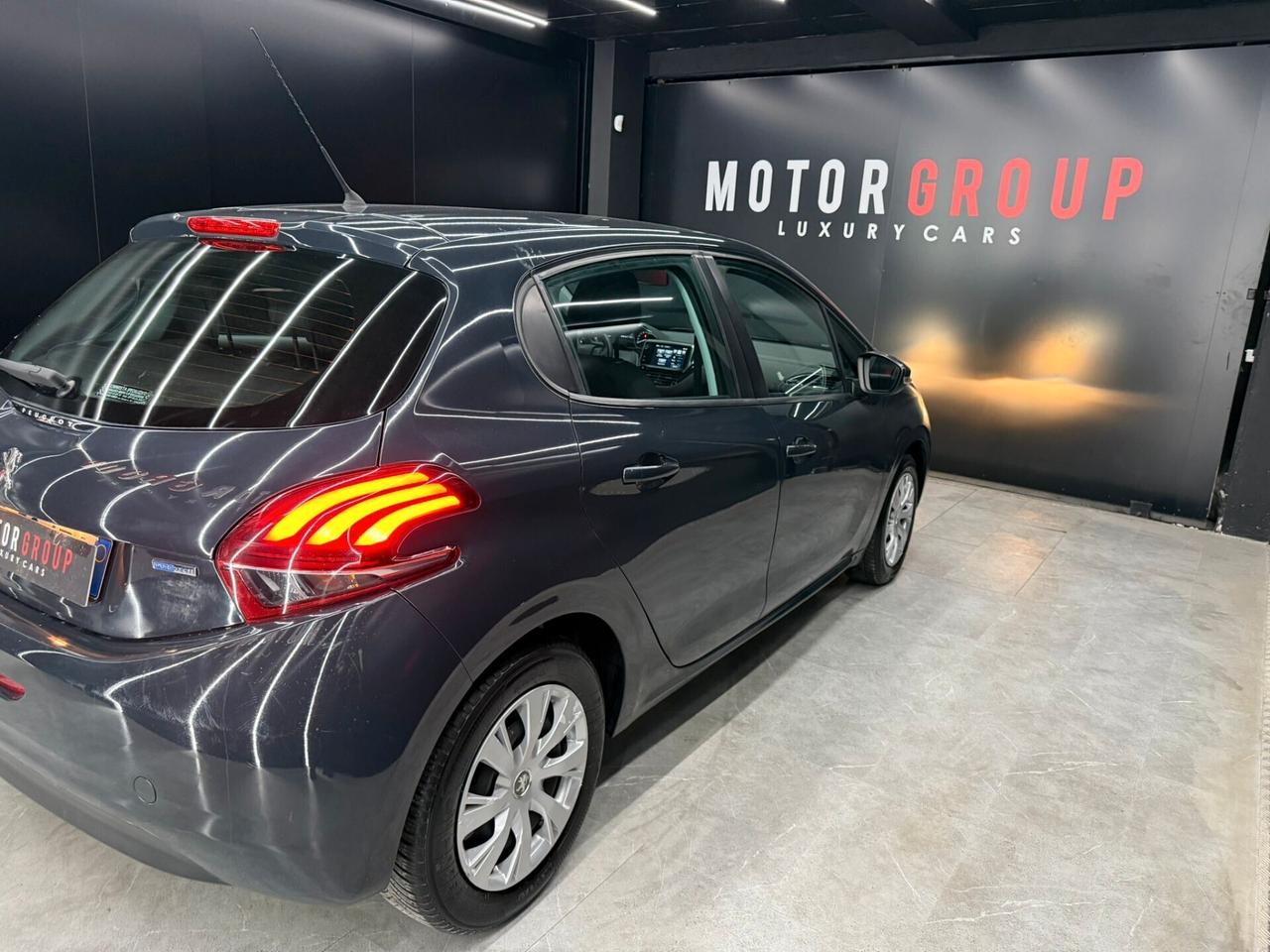 Peugeot 208 1.2 PureTech 82 5p. Allure