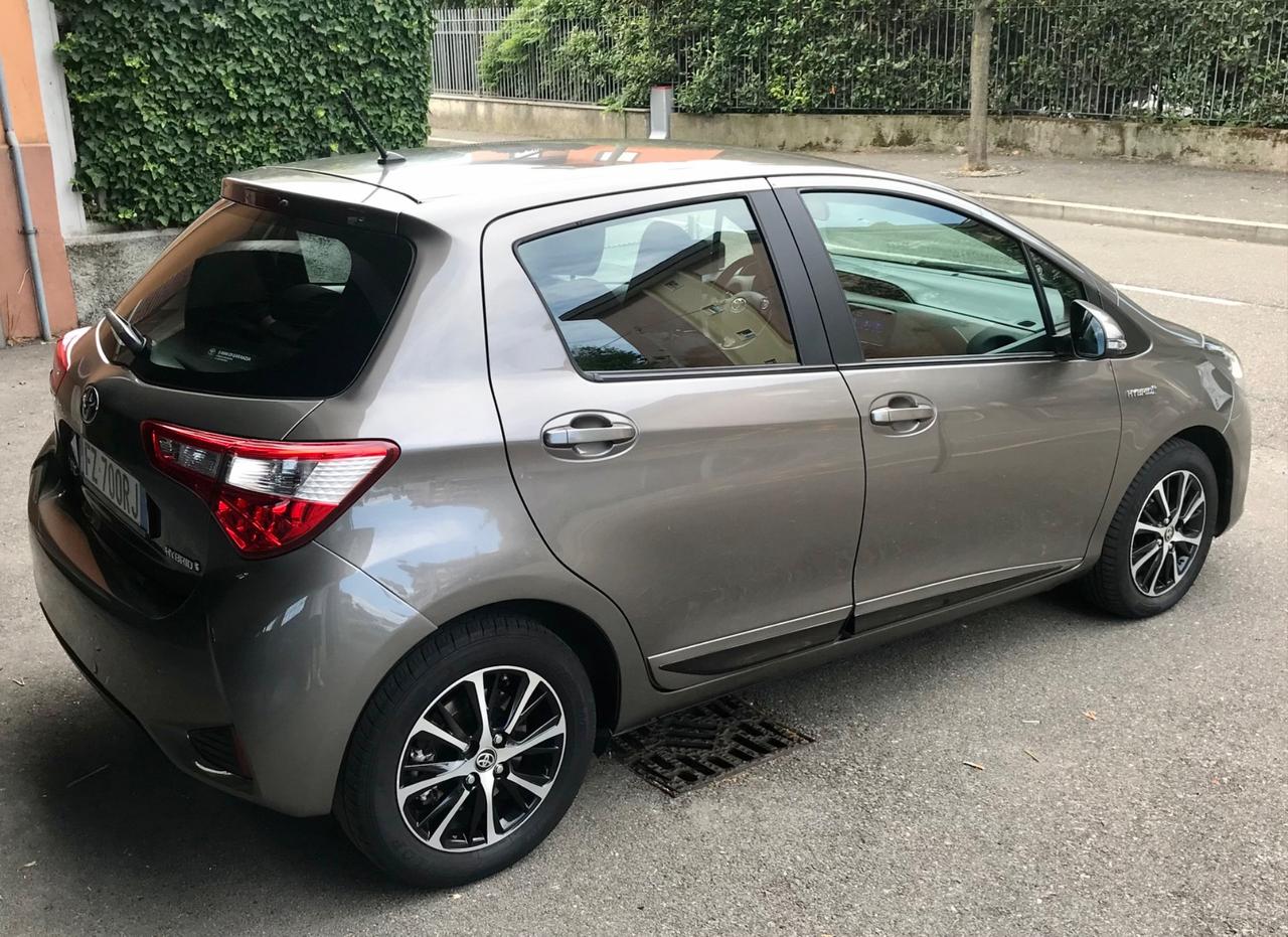 Toyota Yaris 1.5 Hybrid 5 porte Active