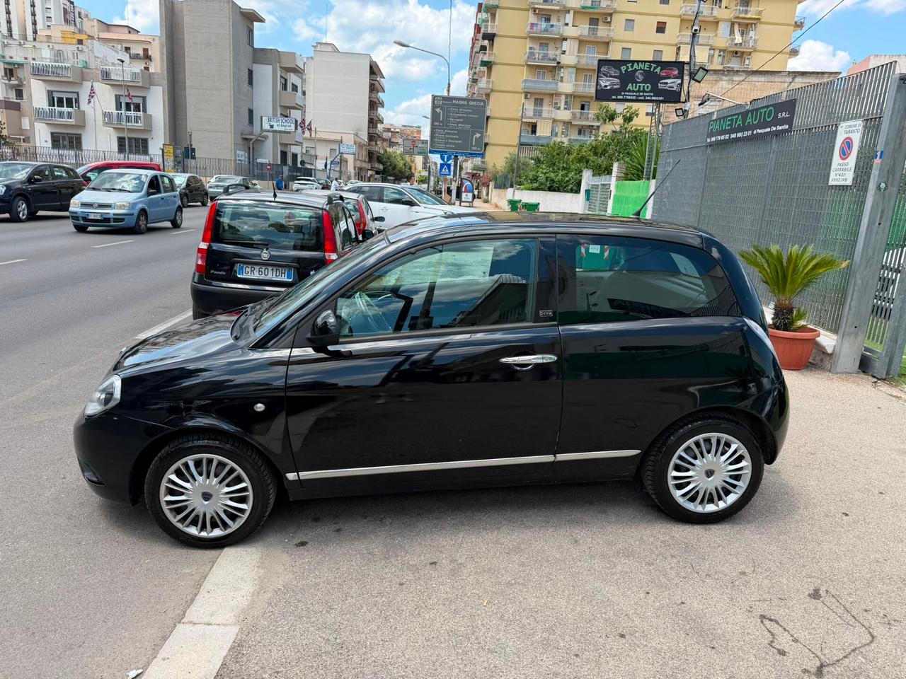 Lancia Ypsilon 1.2 BENZINA - 60 CAVALLI (44 KW) Diva - ANNO 2011