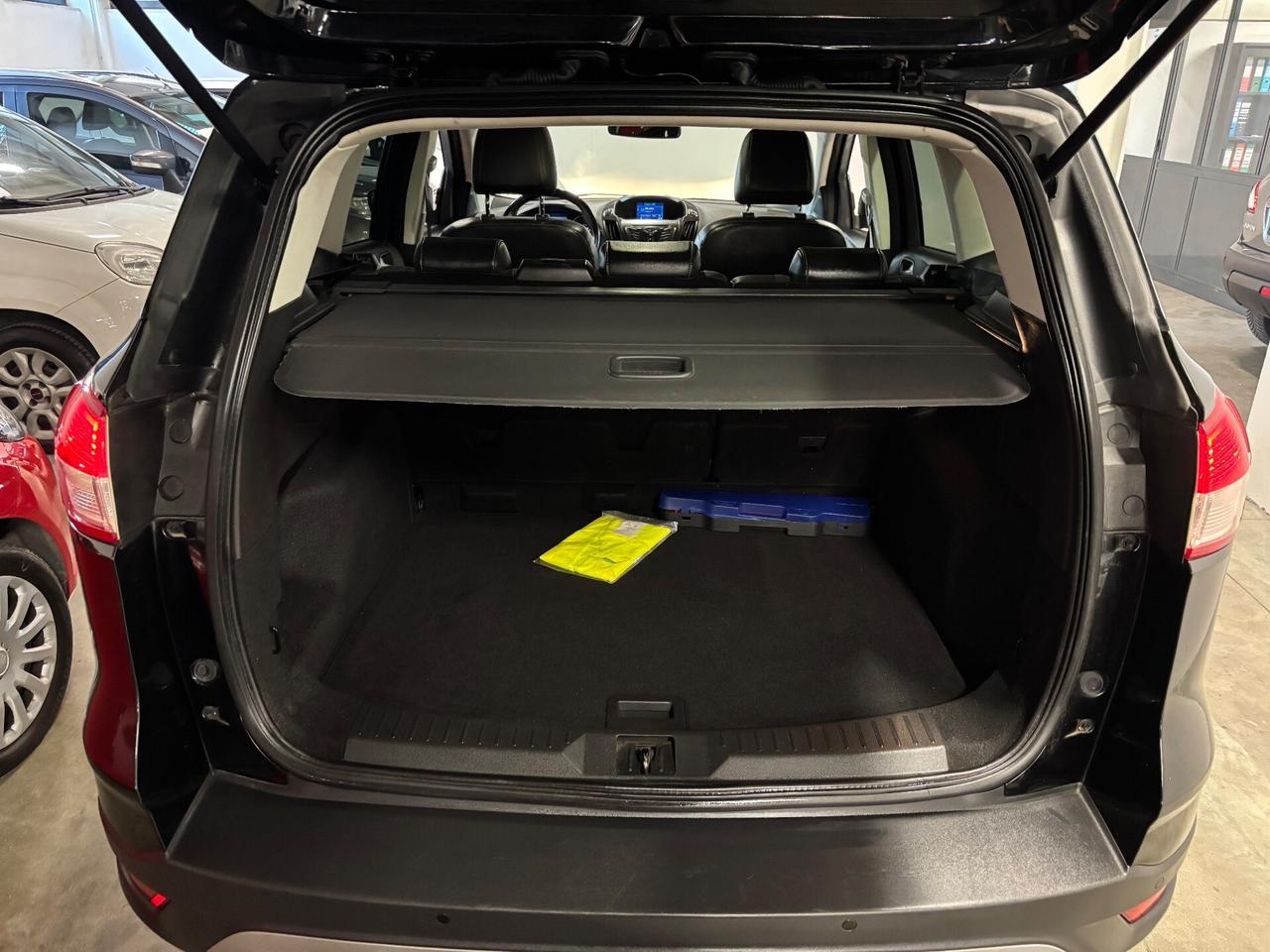 Ford Kuga 2.0 TDCI 4WD AUTOMATICA Titanium