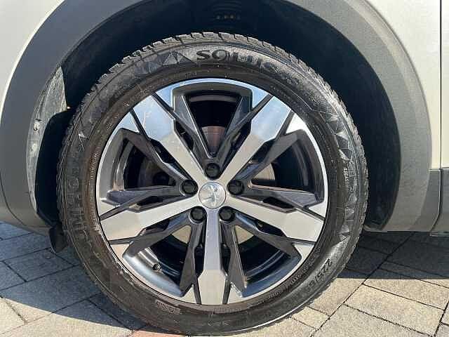 Peugeot 3008 BlueHDi 130 S&S Allure