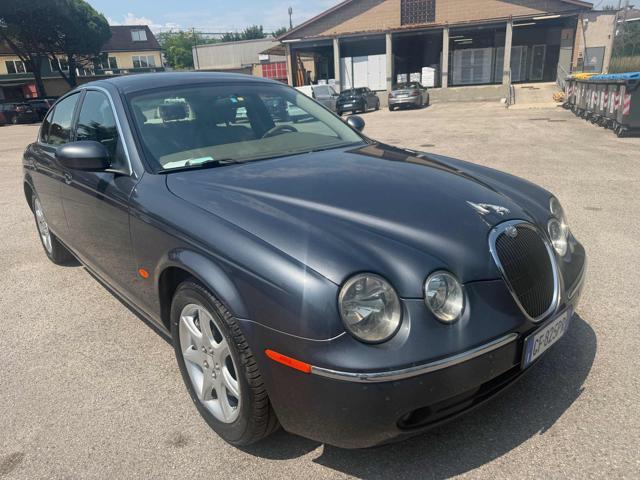 JAGUAR S-Type 2.7 diesel V6 Sport senza nessun lavoro da fare