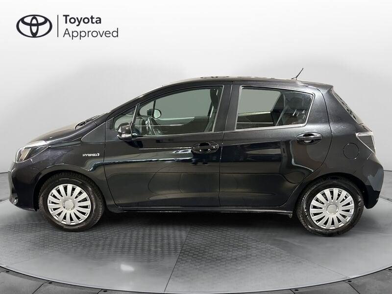 Toyota Yaris 1.5 Hybrid Lounge AREA C FREE