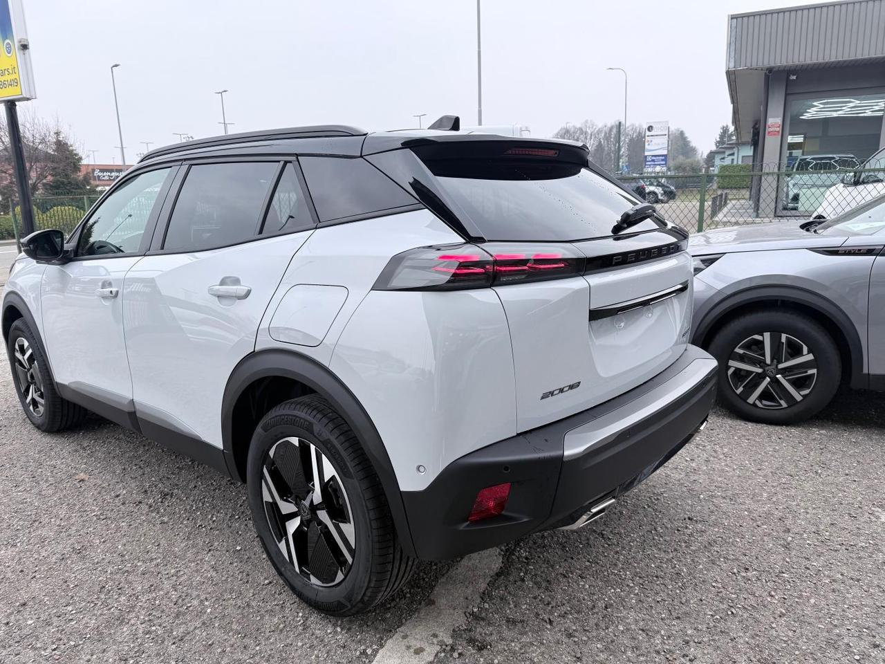 Peugeot 2008 2008 1.2 hybrid GT 145cv e-dcs6